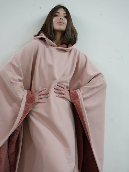 Luxe Fleece Poncho met Capuchon