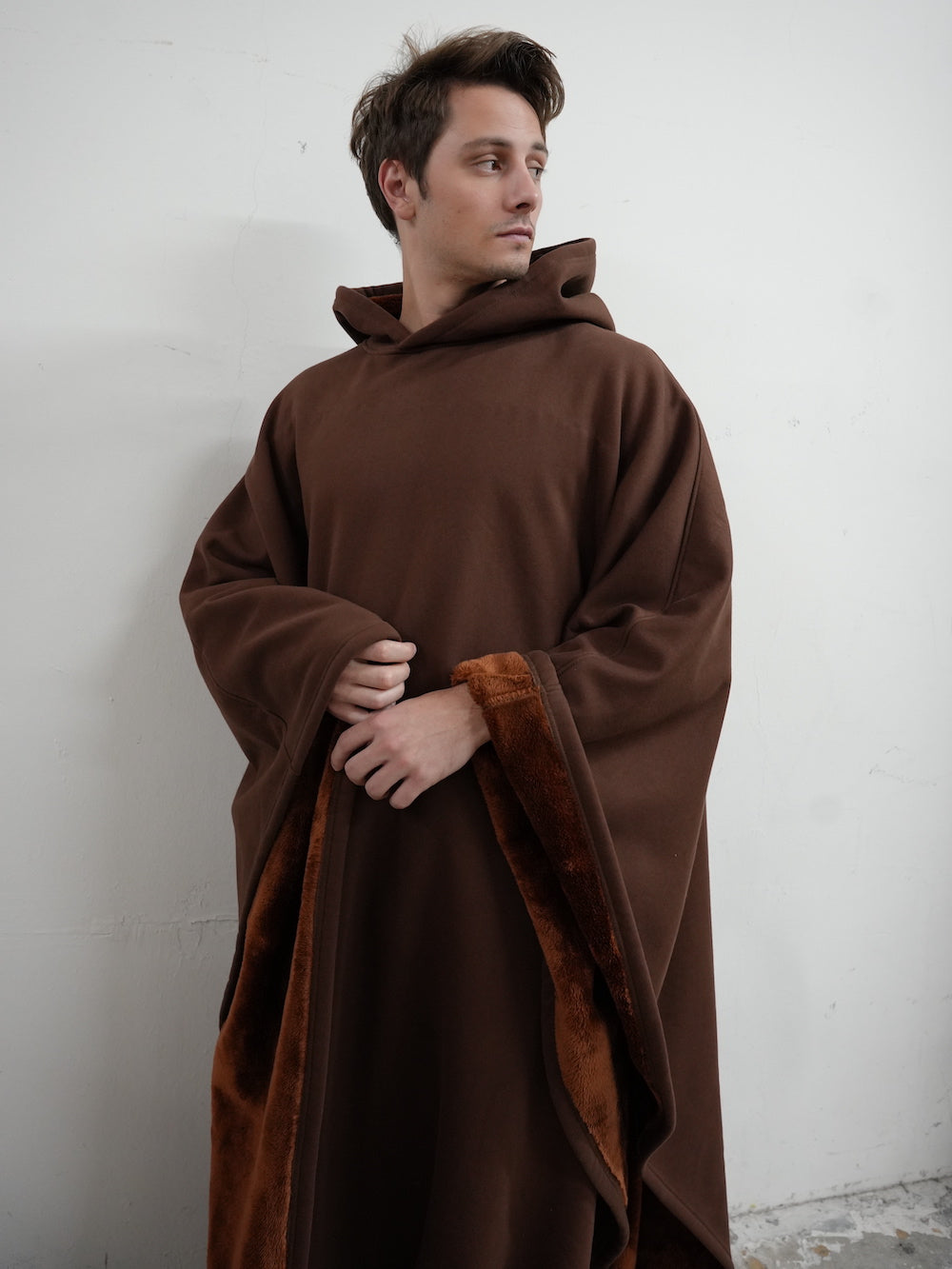 Luxe Fleece Poncho met Capuchon